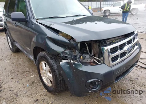 2008 Ford Escape Xlt from USA, damaged, VIN 1FMCU03ZX8KB03983
